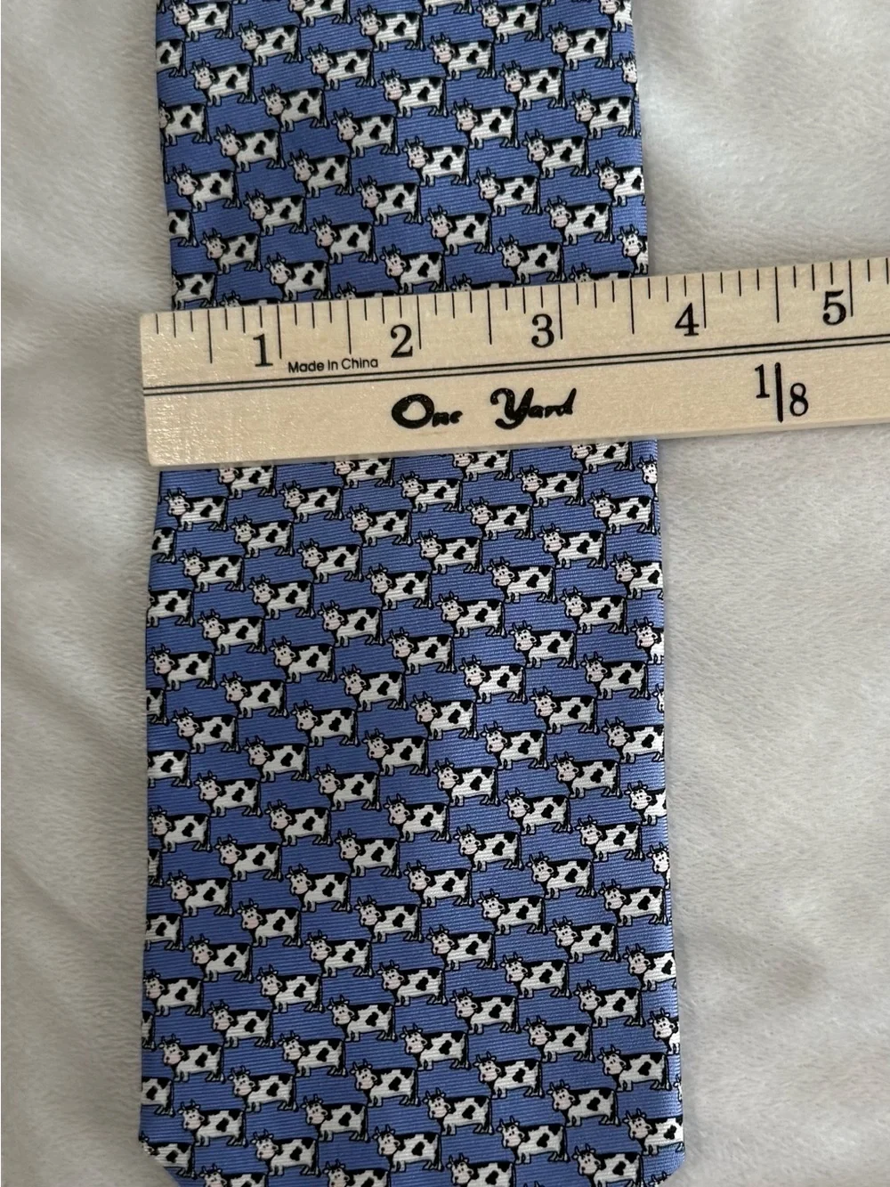 Beaufort Tie Rack 100% Silk Cow Print Novelty Tie Made in Italy Blue Necktie